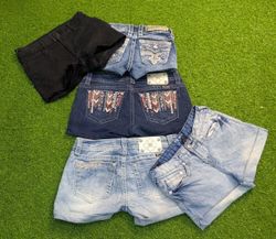 7764 - Miss me, True Religion, Rock Revival Short ..