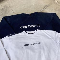 Premium branded sweatshirt Crew neck