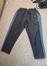 Trackpants