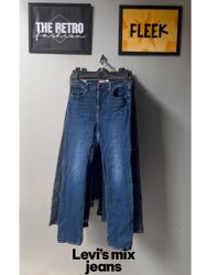 Levis women Mix code jeans.        #771