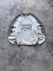 Vintage Nike Sweatshirt