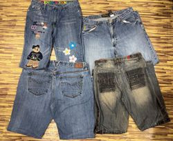 Mixed jeans (hip-hop and baggy)