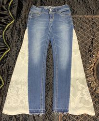 Upcycle Lace Panel Denim Jeans (DV -07)