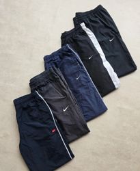 AUTHENTIC NIKE BAGGY TRACK PANTS