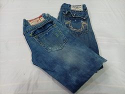 CR11056 Vintage True Religion Men’s Jeans