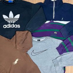 Mix branded sweatshirts