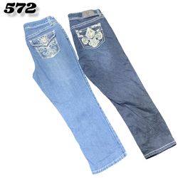 Embellishing Capri jeans #573.