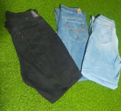 LEVI’S JEANS (B 202)