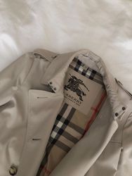 Premium Burberry Trench Coat