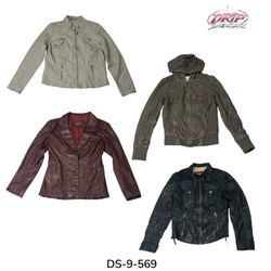Zeitlose Lederjacke für mühelosen Street Style (DS..