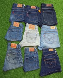 LEVI’ S MINI SHORTS (Z 006)