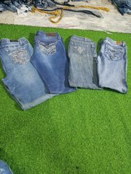 ROCK & REPUBLIC UND ANDERE MIX-MARKEN JEANS (B 177..