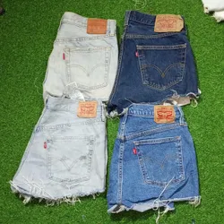 LEVI'S WOMAN WEAR MINI MICRO SHORTS (C 378)