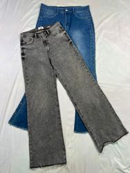 Bootcut jeans