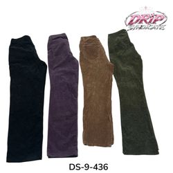 Pantaloni in velluto a coste alla moda per il tuo ..