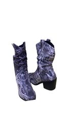 WOMEN’S EMBROIDERY SNIP TOE ANKLE COWBOY BOOT