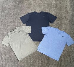 🔴 Vintage Nike T-Shirts - (23/09)
