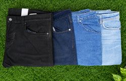 Jeans in denim a taglio dritto assortiti