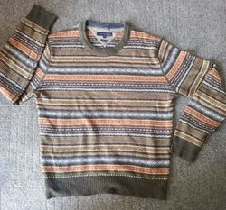 Tommy Hilfiger sweater