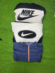 Nike vintage Windbreaker