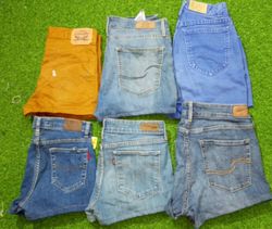 LEVI’S , LEE MINI SHORTS (C 393)
