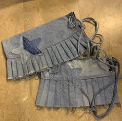 Jupe micro mini en denim revalorisé embellie