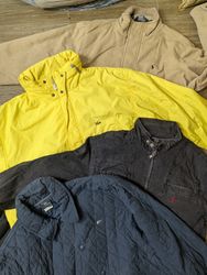 Canada Goose, Lacoste, vestes Ralph Lauren