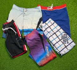 6768 - BillaBong ,Old Navy, Unbranded Shorts