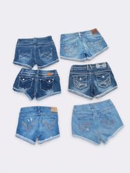 Vintage Y2K Denim Shorts – Embellished & Cutoff
(S..