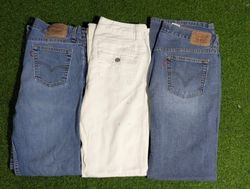 LEVI’S , INC DENIM JEANS (B 68)