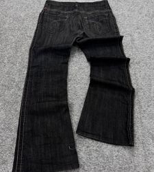 Y2K Jean Bootcut or flared