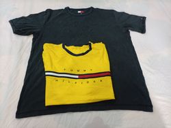 CR11752 Vintage Tommy Hilfiger T-Shirts