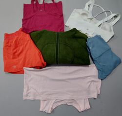 Lululemon Mix Bundle – Leggings, Trousers, Capri, ..