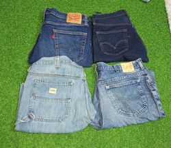 LEVIS HOMMES PORTENT DES SHORTS (D 201)