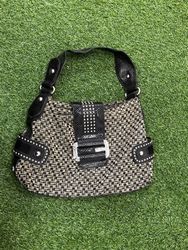 Sacs Guess