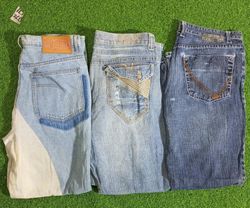 ROCAWEAR  AND OTHER MIX BRANDS JEANS (A 262)