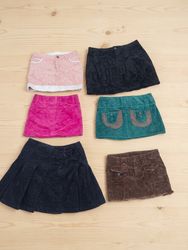 Wholesale Lot of Vintage Y2K Corduroy Mini Skirts(..