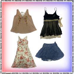Small Town Room-Com Closet (UN-094)
