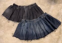 Saia Mini Plissada de Denim Y2K Reciclada