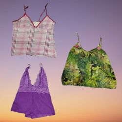 Camisetas com Renda e Estampas Florais