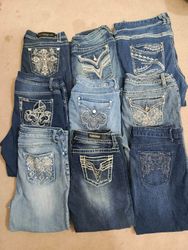 Embelished and embroided capri