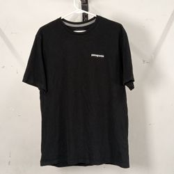 PATAGONIA T-SHIRTS (C-GRADE) - BUNDLE 01