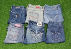 MAURICES AND OTHER MIX BRANDS JEANS  (B 80)