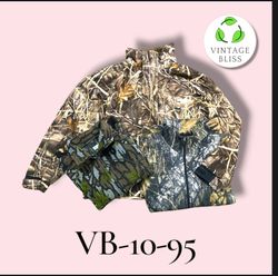 Realtree Camo Men’s Zipper Jacket Wholesale Bundle..