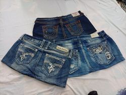 CR12087 UPCYCLED MIX BRANDED MINI DENIM SKIRTS
