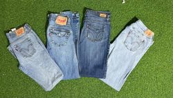LEVI’S JEANS (B 19)