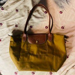 Longchamp