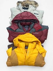 Lot de doudounes et parkas Montbell