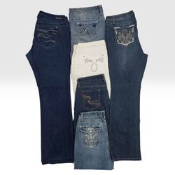 Jeans bordados acampanados de corte bootcut vintag..
