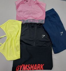 Gymshark Mix Bundle – Leggings, Jacket, Hoodie, Tr..